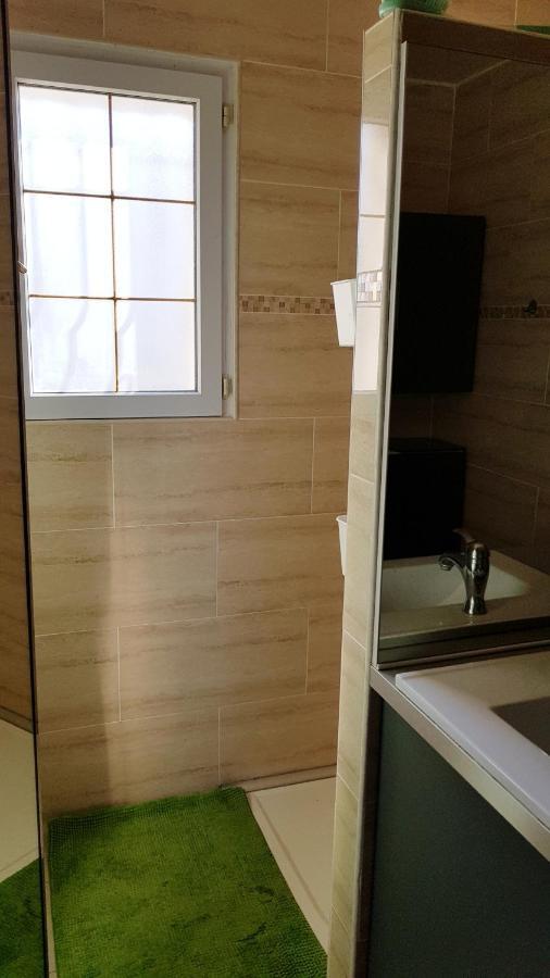 Charmante Maison Climatisee Vedene - Avignon Avec Piscine Екстер'єр фото