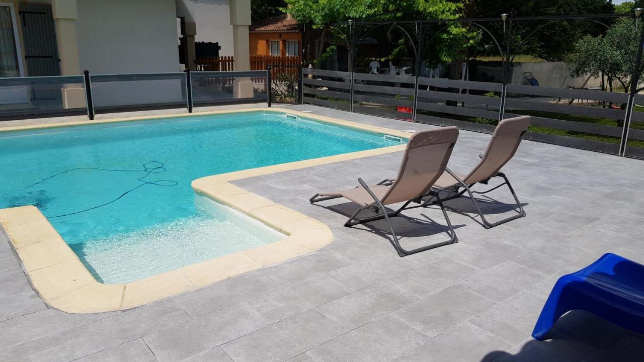 Charmante Maison Climatisee Vedene - Avignon Avec Piscine Екстер'єр фото
